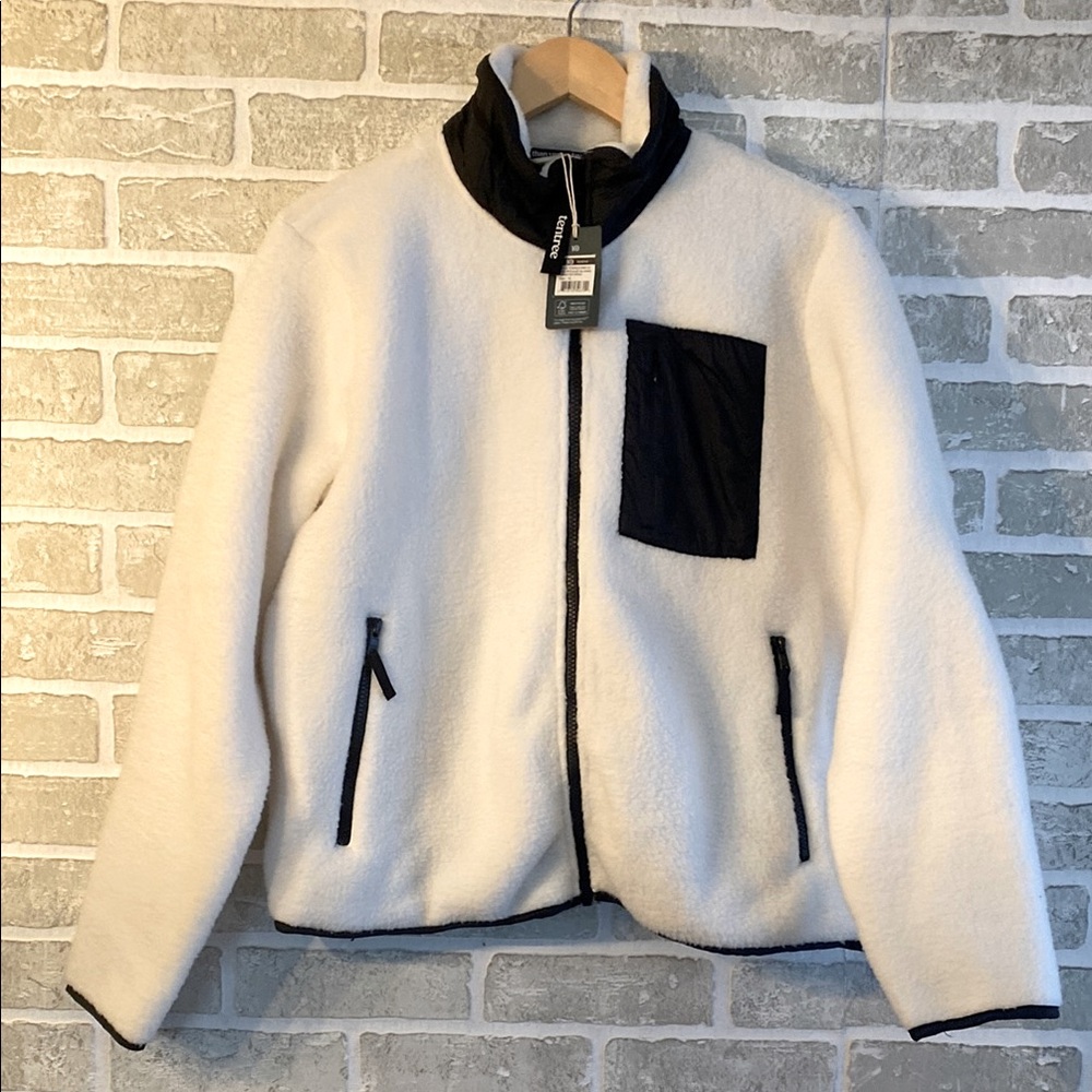 Tentree White Fleece Jacket with Black Accents